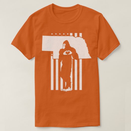 Nebraska Bigfoot American Flag1 T-shirt (Design voorkant)