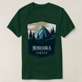Nebraska Forest Camping Hiking and Backpackaging t T-shirt (Design voorkant)