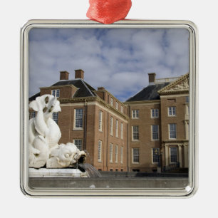 Nederland (ook bekend als Holland), Apeldoorn bij Metalen Ornament