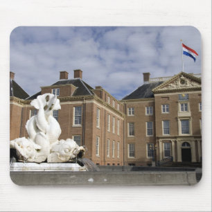 Nederland (ook bekend als Holland), Apeldoorn bij Muismat