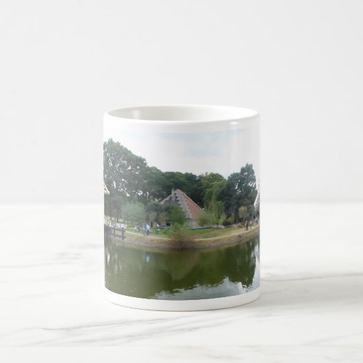 Nederlandse Mill Reflection Panoramic Coffee Mok (Center)