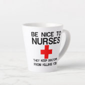 NEEM DE NEUS OM DE DOKERS TE HOUDEN LATTE MOK (Rechterhoek)