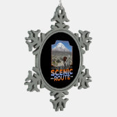 Neem de Schilderachtig route - Llama Adventurer Tin Sneeuwvlok Ornament (Links)