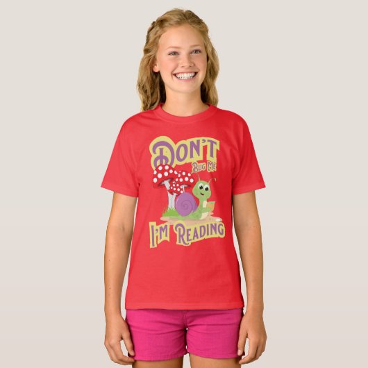Negeer me niet dat ik Schattigee slak lees T-shirt (Voorkant volledig)