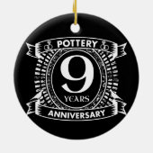 Negen jaar trouwdag in Pottery Keramisch Ornament (Achterkant)