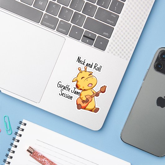 Nek en Roll - Giraffe Jam Session Sticker (Laptop met iPhone)