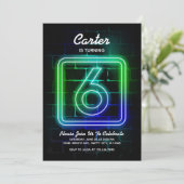 Neon Anniversaire invitation Boy 6e Anniversaire (Debout devant)