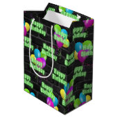 Neon Birthday en Balloons op Brick Medium Cadeauzakje (Achterkant Gekanteld)