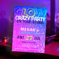 Neon gloed in het donker verjaardagsfeest uitnodig