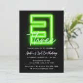 Neon Green 3e anniversaire Invitation (Debout devant)