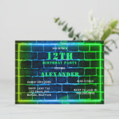 Neon Green Bleu brique 12e anniversaire Invitation (Debout devant)