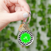 Neon Green Custom Monogram met Chevron Pattern Sleutelhanger (Hand)