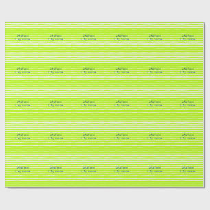 Neon groen geel retro strepen voeg naam stad toe cadeaupapier