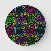 Neon Halloween Clock Ronde Klok (Voorkant)