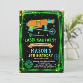 Neon Laser Tag boy theme invitation (Debout devant)