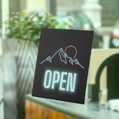 Neon Mountain Open Reclamebord Met Voetstuk