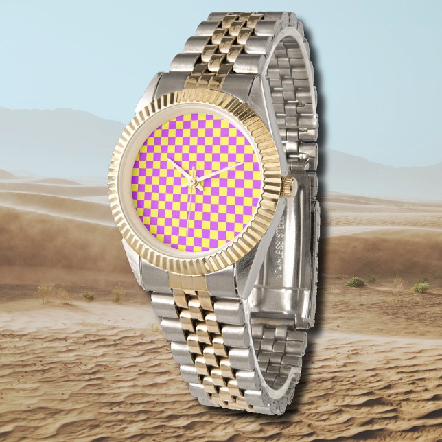 Neon Paarse Geel Geruite Checkerboard  Horloge (Creator heeft geüpload)