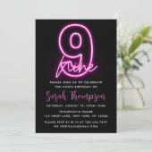 Neon Pink 10e anniversaire Invitation (Debout devant)