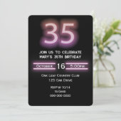 Neon Pink 35th Verjaardagsfeestuitnodiging Kaart (Staand voorkant)