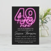 Neon Pink 49e anniversaire Invitation (Debout devant)