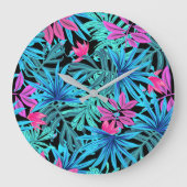 Neon Pink and Blue Tropical Plant Pattern Grote Klok (Voorkant)