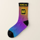 Neon Rainbow Gradient Stripes Naam en Monogram Sokken (Links - buitenkant)