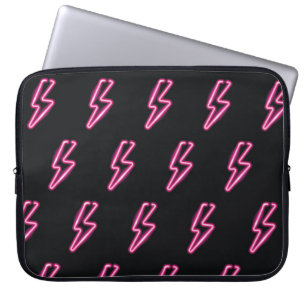 Neon roze bliksem: donkere achtergrond. laptop sleeve