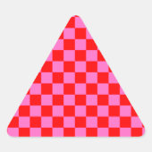 Neon Roze en Rood Geruite Checkerboard  Driehoek Sticker (Voorkant)