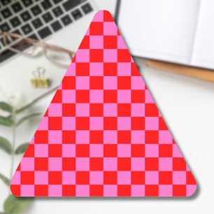 Neon Roze en Rood Geruite Checkerboard  Driehoek Sticker