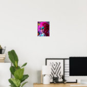 Neon Roze-Haired Vrouw Met Reflecterende Bril - M Poster (Thuiskantoor)