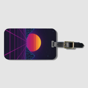 Neon Sunset Grid – Retro-futuristische Synthwave S Bagagelabel