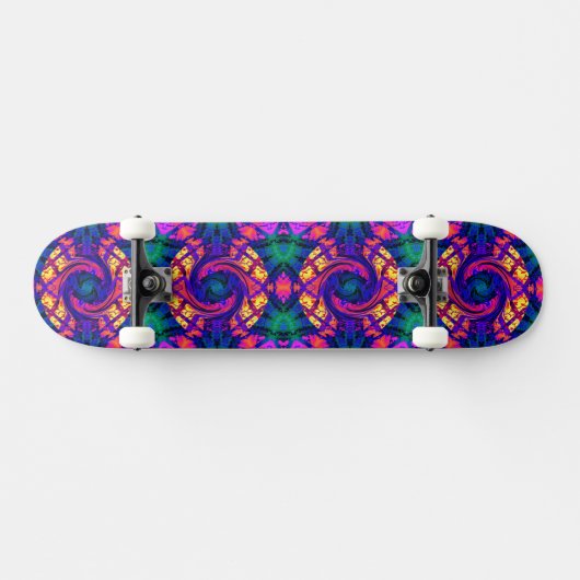 Neon Swirl Pattern Skateboard (Horizontaal)