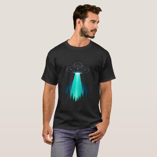 Neon UFO Abduction Over Pine Forest T-shirt (Voorkant volledig)