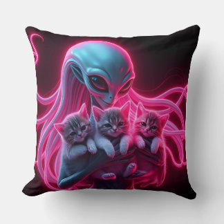 Neon Vrouwelijke Alien Die Kittens Wiegt Kussen