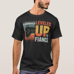 Nerdy Gamer Verliefd Leveled Up naar Verloofde Des T-shirt