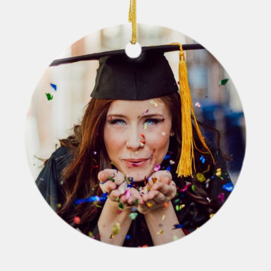 Net zoals ze het afstuderen aankondigde keramisch ornament (Achterkant)