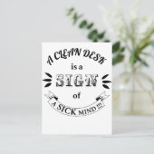 Nettoyer les devis amusants du bureau Carte postal (Debout devant)