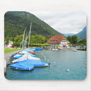Neuhaus en het Thun-meer Muismat