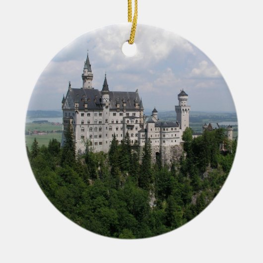 Neuschwanstein Castle met kerstversiering Keramisch Ornament (Voorkant)