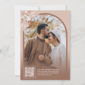 Neutraal beige bloemenpampas boog foto QR-code Save The Date (Achterkant)