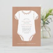 Neutral Beige Bodysuit minimalistisch Baby shower Kaart (Staand voorkant)