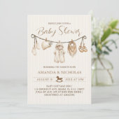 Neutral Clothes Baby Shower Striped Kaart (Staand voorkant)
