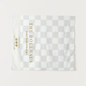 Neutral Tan Checkered Business Name Table Runner Wandkleed (Voorkant (horizontaal))