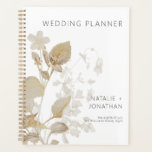 Neutre Tan Fleur sauvage Mariage moderne<br><div class="desc">Cette conception simple mais élégante de planificateur de mariage comprend un bouquet d'angle de fleurs sauvages neutres,  blancs et dorés. Il fait partie de la Suite Mariage moderne Neutre Tan Fleur sauvage créée par Simply Farmhouse Press.</div>