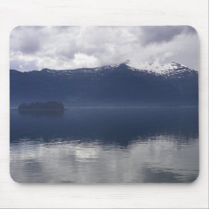Nevelige Alaskische Zee in tinten blauw Muismat