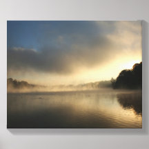 Nevelige zonsopgang op Lake Junaluska