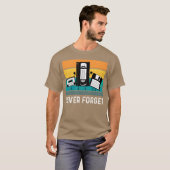 Never forget 70s 80s 90s friend t-shirt (Voorkant volledig)
