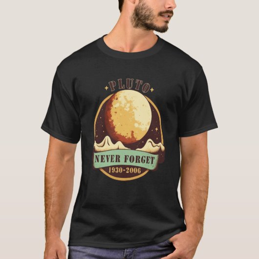 Never Forget Pluto Retro Style Space Science T-shirt (Voorkant)