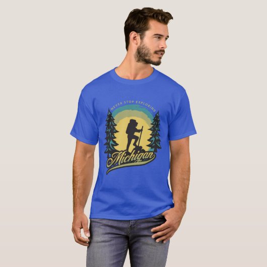 Never Stop Exploring Michigan yellow T-shirt (Voorkant volledig)