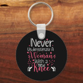 Never Underestimate A Women New Knee Broken Knee S Sleutelhanger (Voorkant)